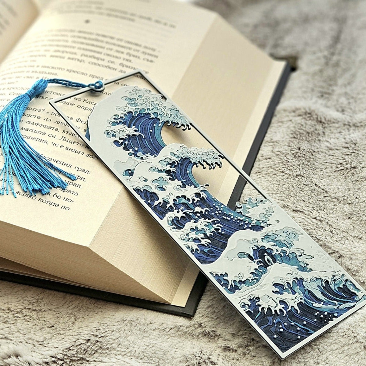 Great Wave Bookmark – Artistic Book Accessory Inspired By Hokusai’s Iconic Art, Ocean Blue With Tassel